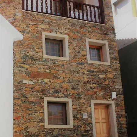 Alojamento de Turismo Rural Casa Da Praça *